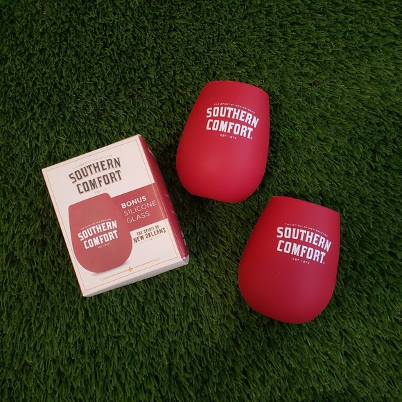 "SOUTHERN COMFORT" Branded Red Silicone Glasses - Picture 2 of 4